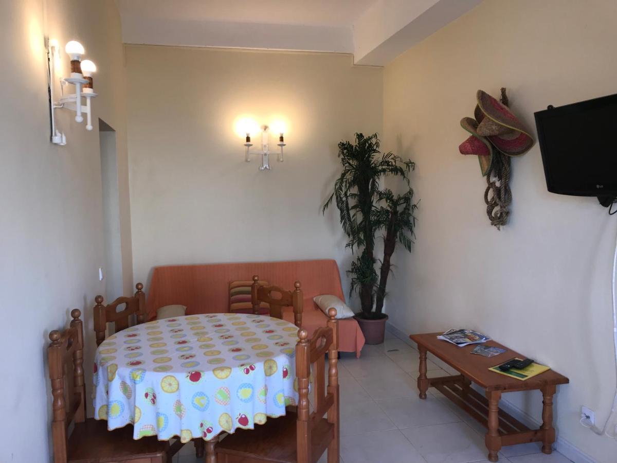 Apartamentos Barracuda Faro Bagian luar foto
