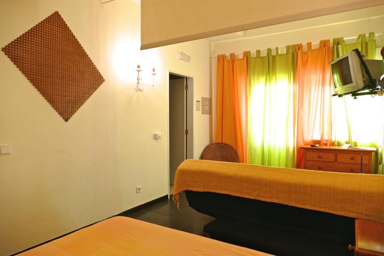 Apartamentos Barracuda Faro Bagian luar foto